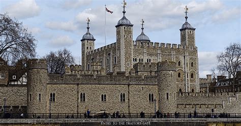 the tower of london in tudor times|the bell tower tudor time.